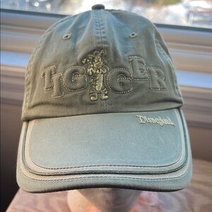 Disneyland Resort Tigger Adjustable Green Gold Embroidery‎ Cap